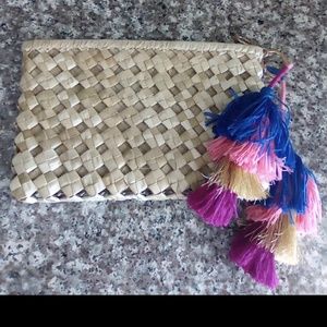 Straw wallet clutch